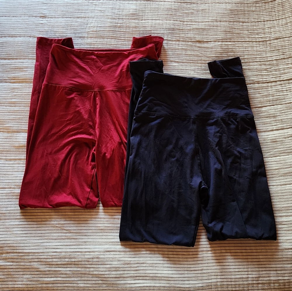 Navy and fuchsia leggings